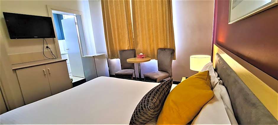 Brunswick Tower Hotel