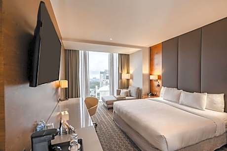Junior King Suite