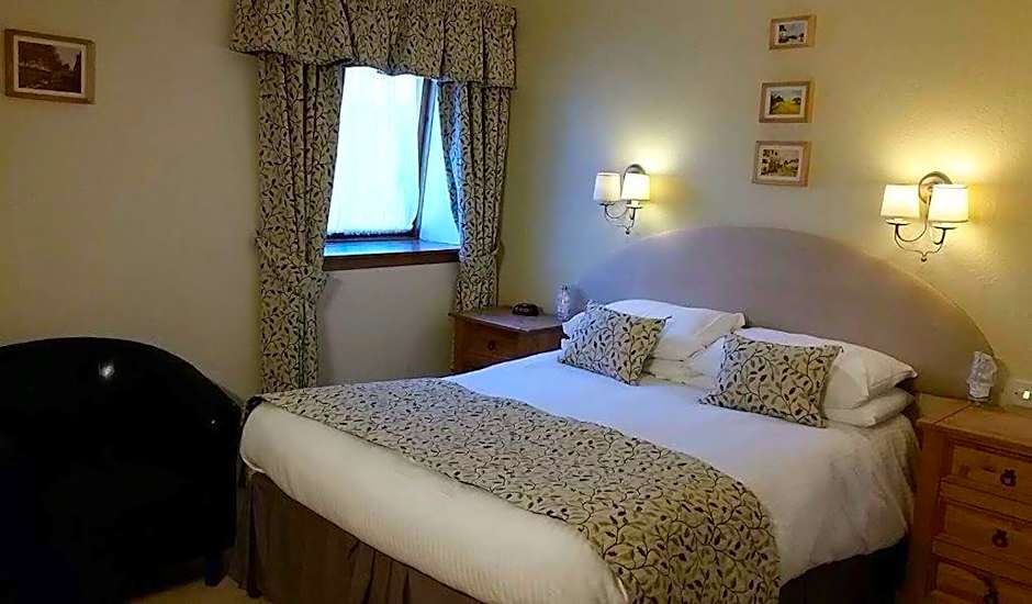 The Royal Hotel Tain