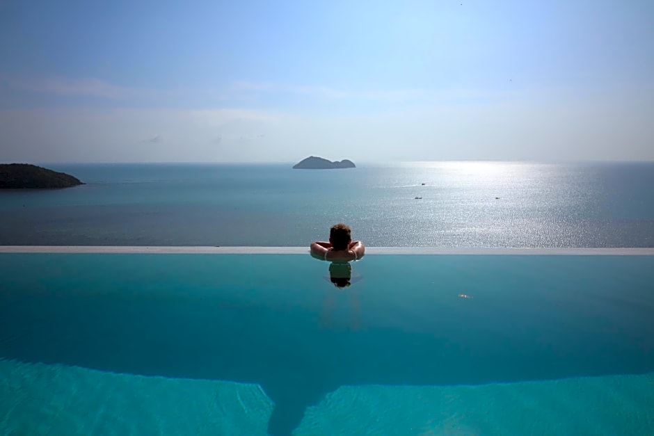 Bluerama - Adults Only Resort