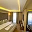 Martinenz Hotel Old City