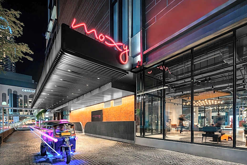 Moxy Bangkok Ratchaprasong