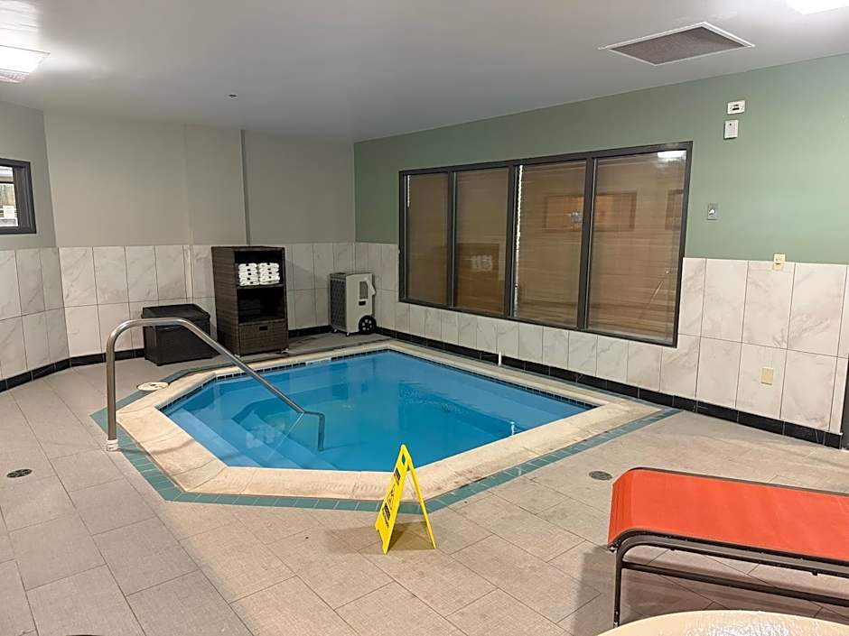 Wingate by Wyndham Harrisburg Near Hershey