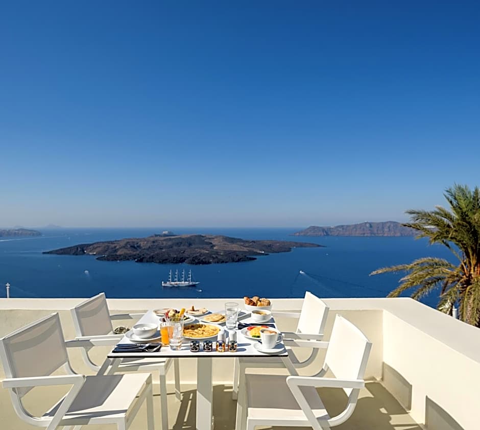Pantelia Suites