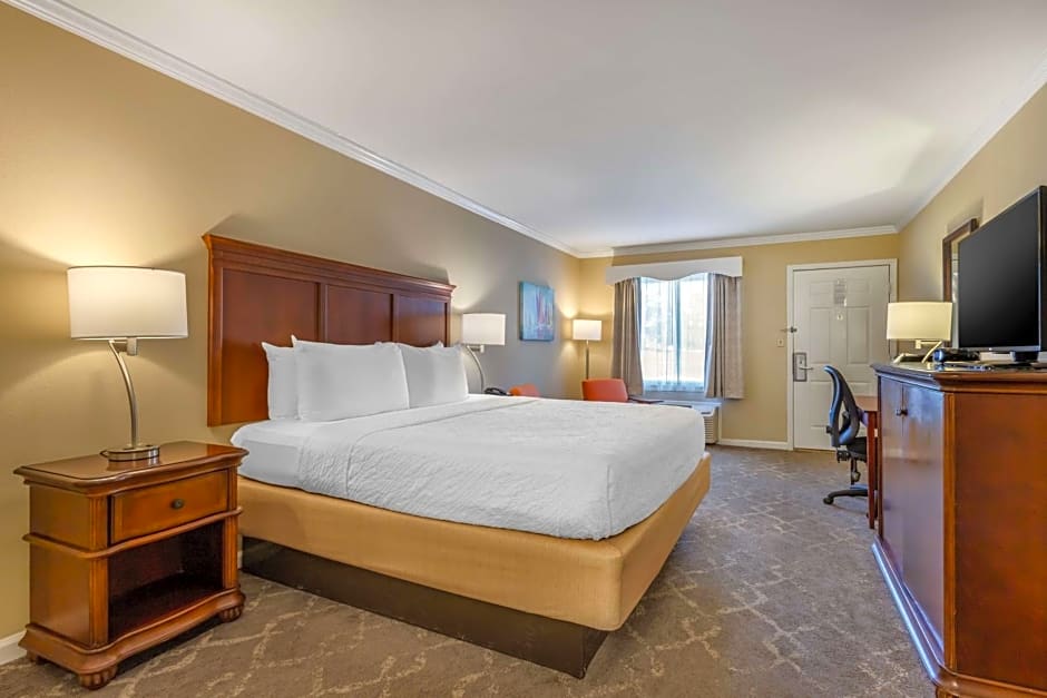 Best Western Plus Santee Inn