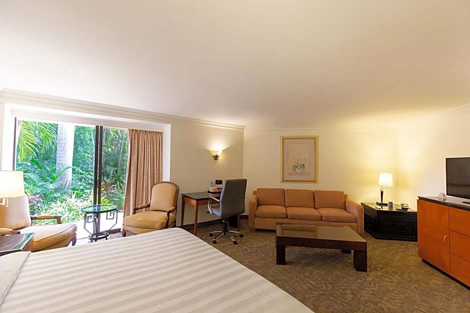 HS HOTSSON Hotel Tampico