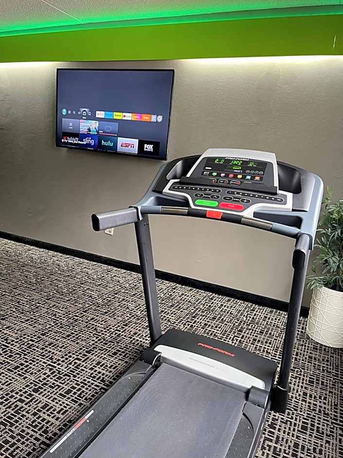 Wingate by Wyndham Lake George