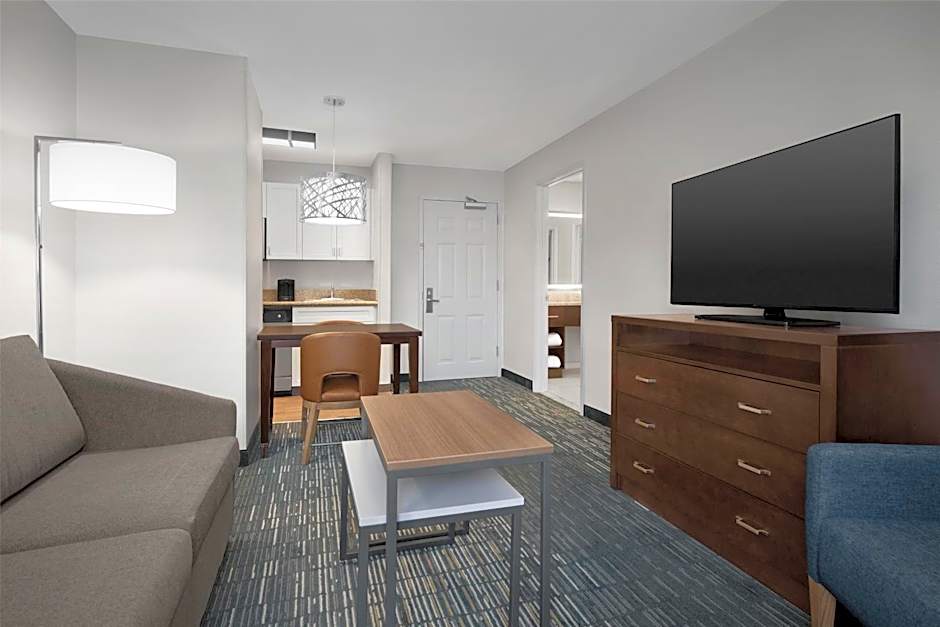 Homewood Suites By Hilton Newark-Cranford