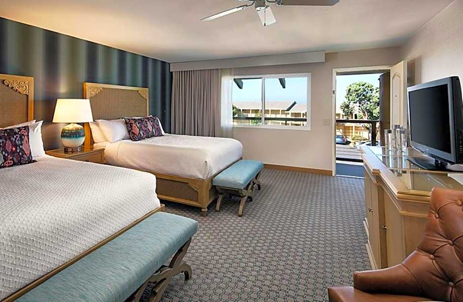 Spyglass Inn