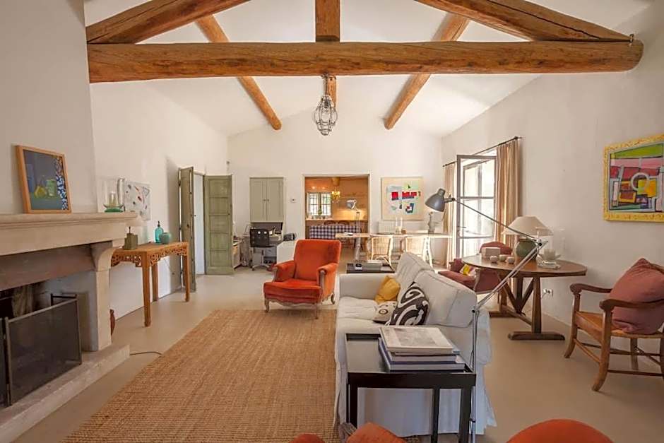 Superbe Villa provençale à deux pas de Gordes