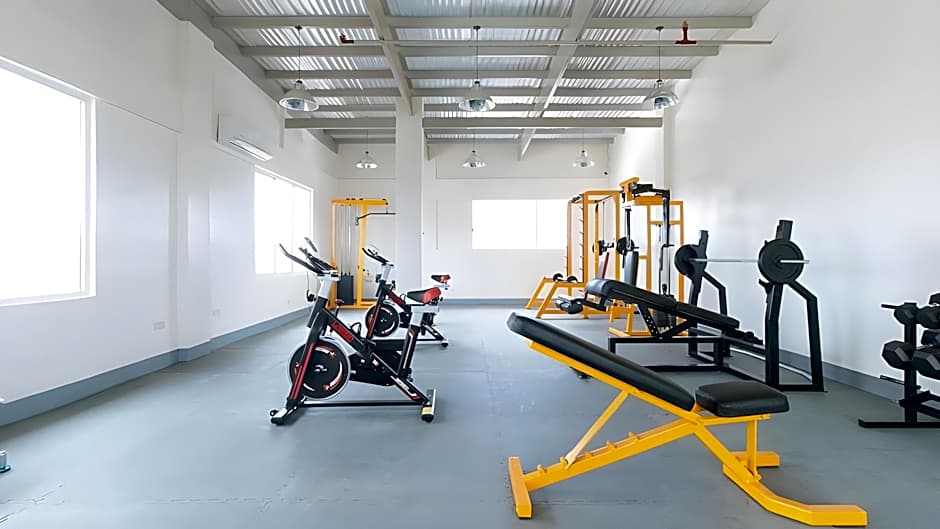 RedDoorz Plus @ Alpina Heights Paranaque