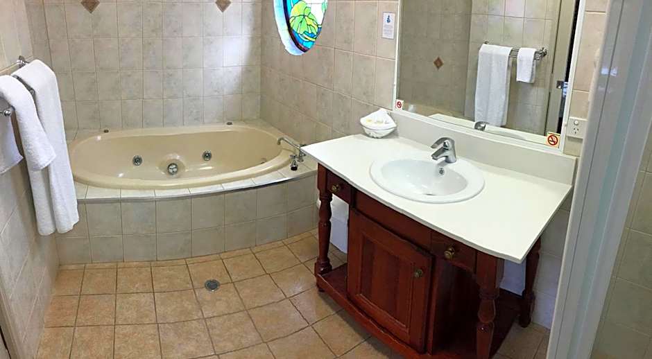 Country Gardens Motor Inn