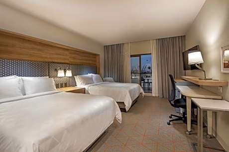 Standard Room with Two Queen Beds