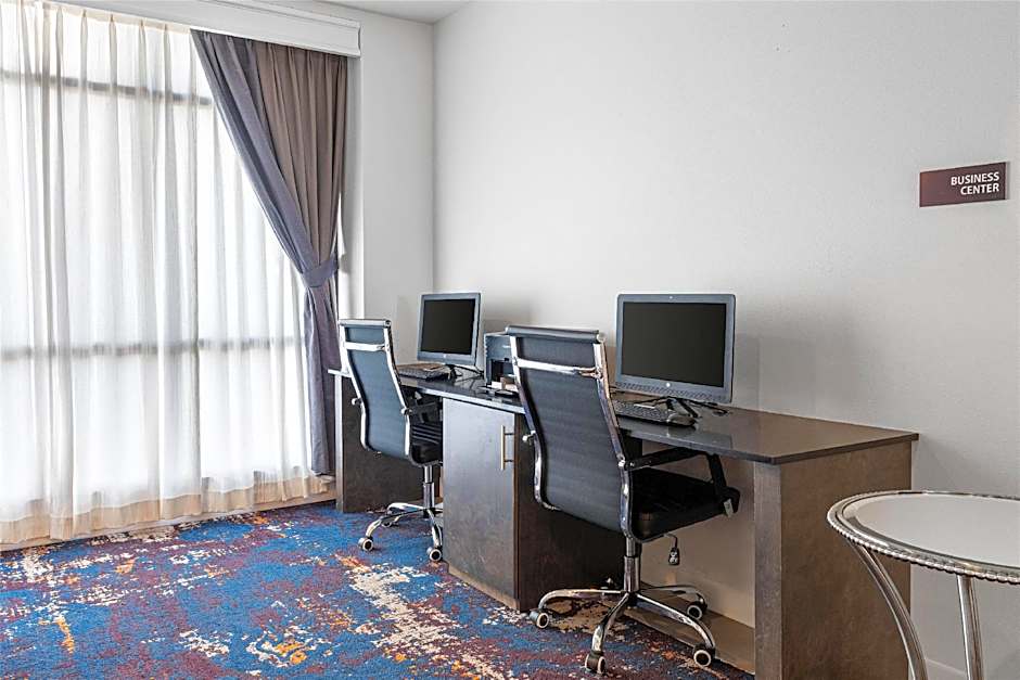 Best Western Plus New Richmond Inn & Suites