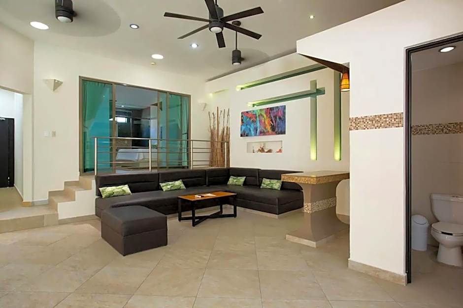 Casa Kaoba Hotel & Suites