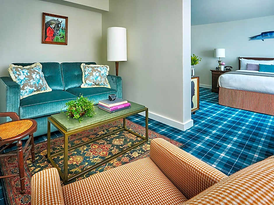 Graduate by Hilton Charlottesville