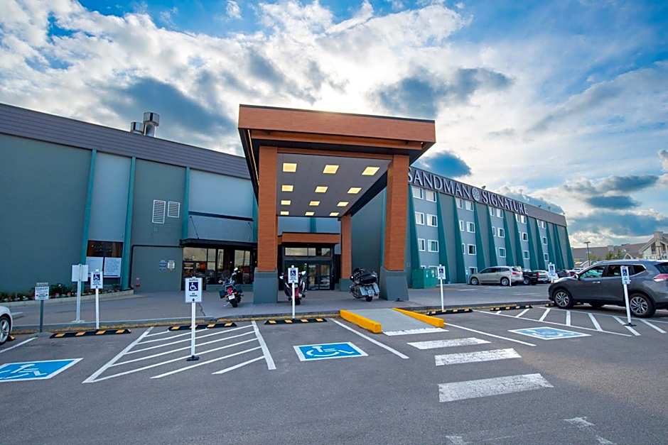 Sandman Signature Lethbridge Lodge