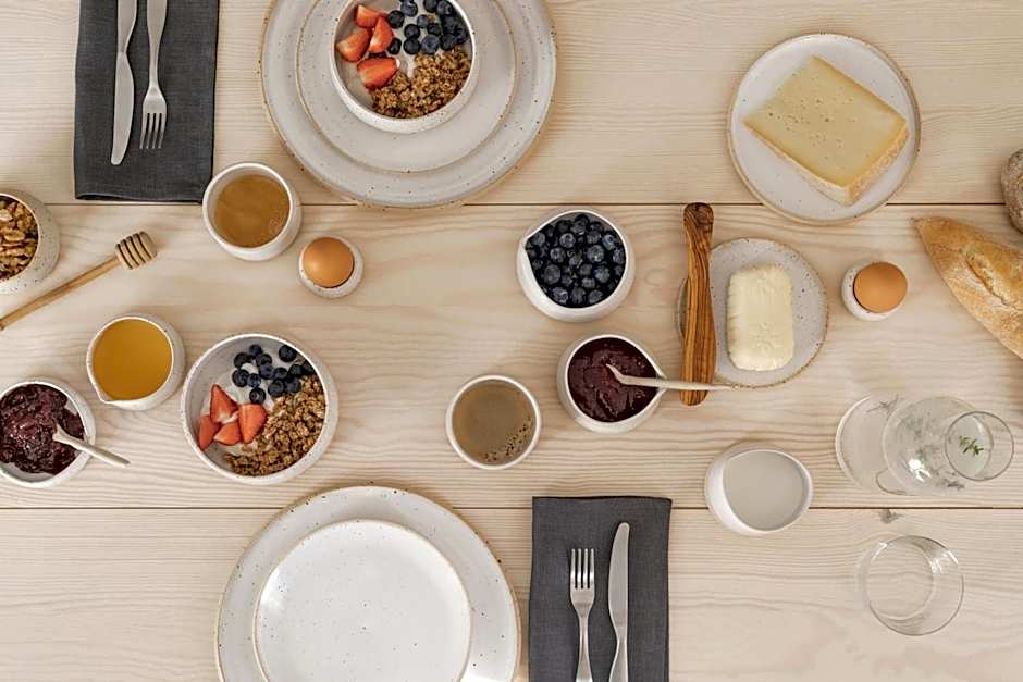 April1550 Boutique Hotel