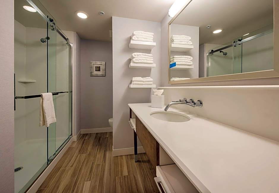 Hampton Inn By Hilton & Suites Seattle/Redmond Wa