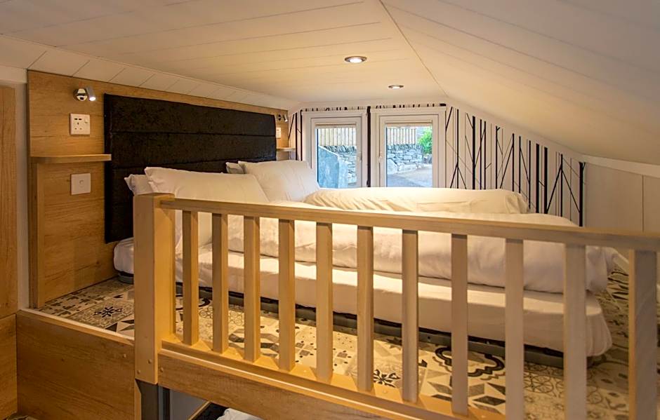 Aberdunant Hall Country Hotel