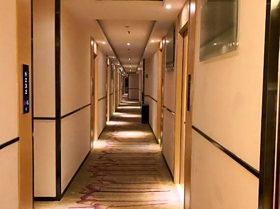 NuanJiaoLuo Hotel
