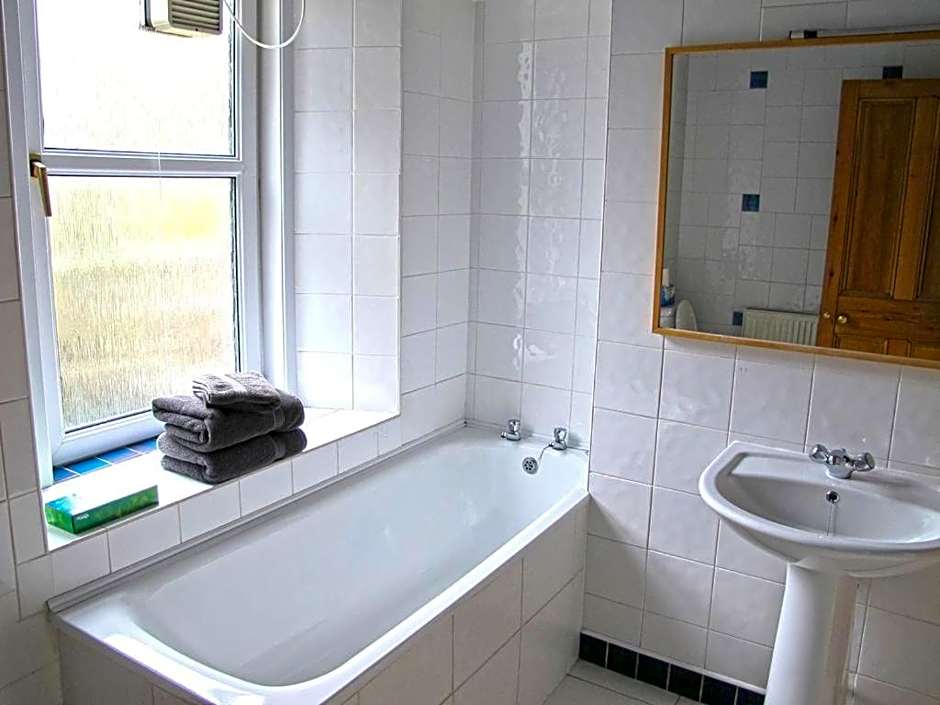 House by the Harbour - NC500 Route