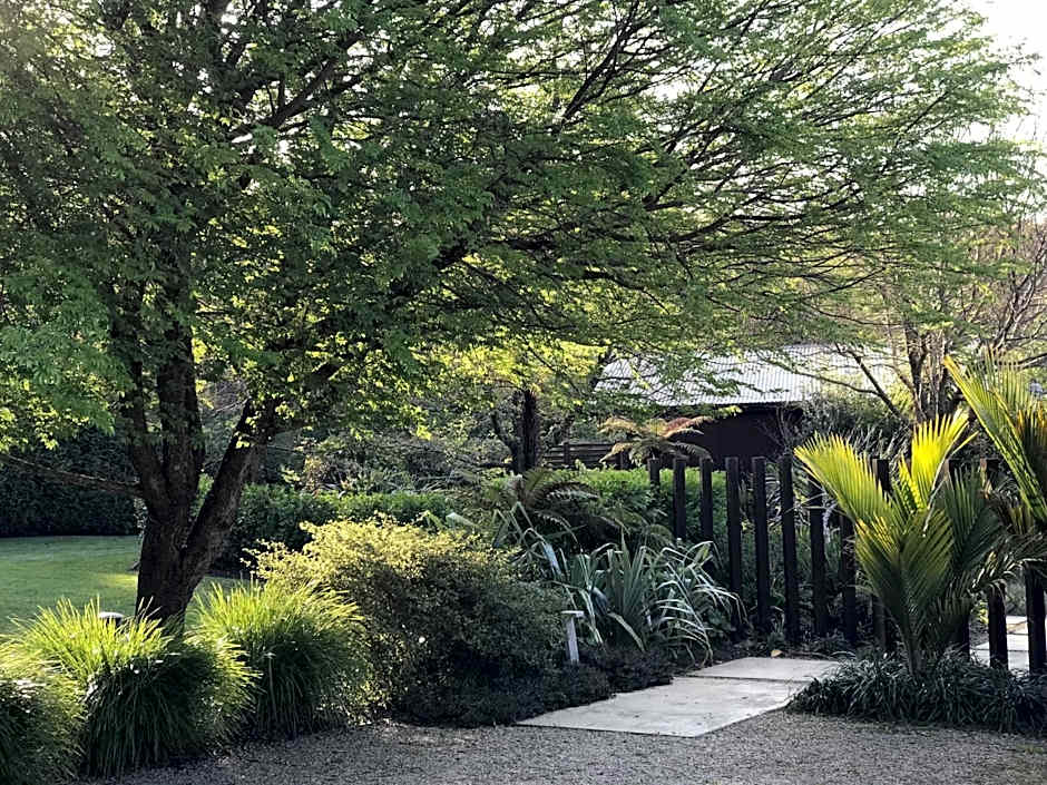 Adrift In Golden Bay- Absolute Beachfront Villas