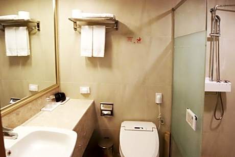 Standard Family Room