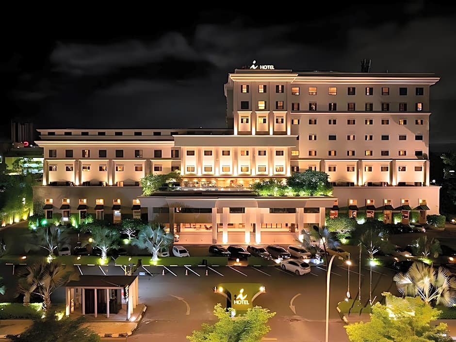 I Hotel Batam
