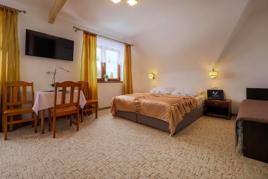 Górski Ośrodek Jeździecki - Śniadania - Termy