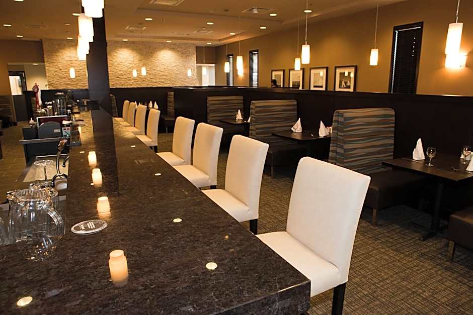 Holiday Inn & Suites Red Deer South By IHG