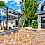 The Retreat at Anna Maria Island Inn