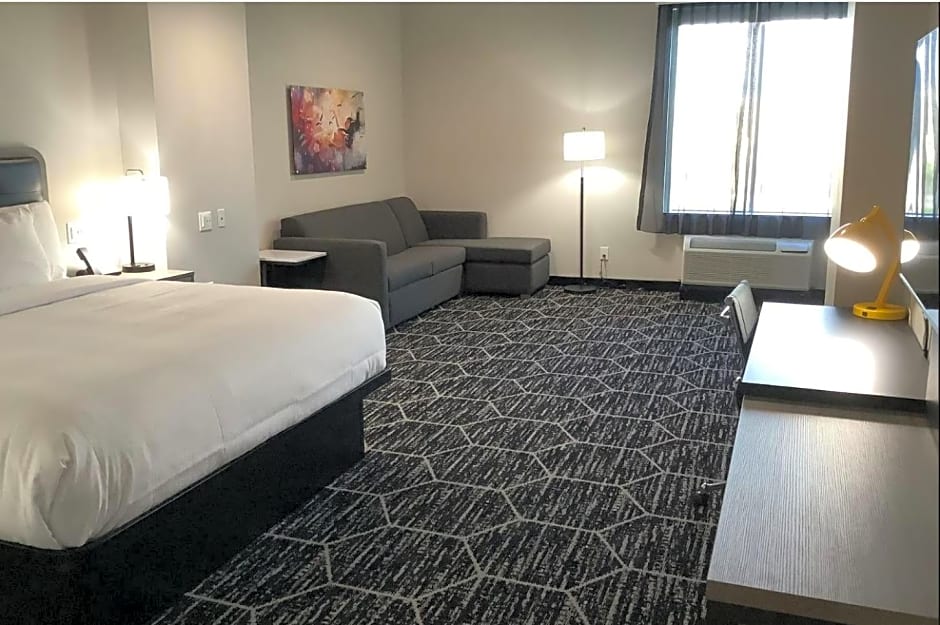 La Quinta Inn & Suites by Wyndham Corpus Christi Southeast