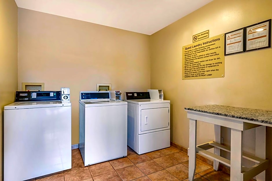 Best Western PLUS Edinburg Inn & Suites