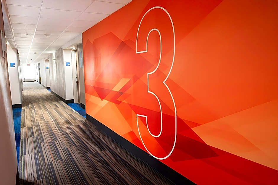 Holiday Inn Express Hotel & Suites Dayton-Huber Heights By IHG