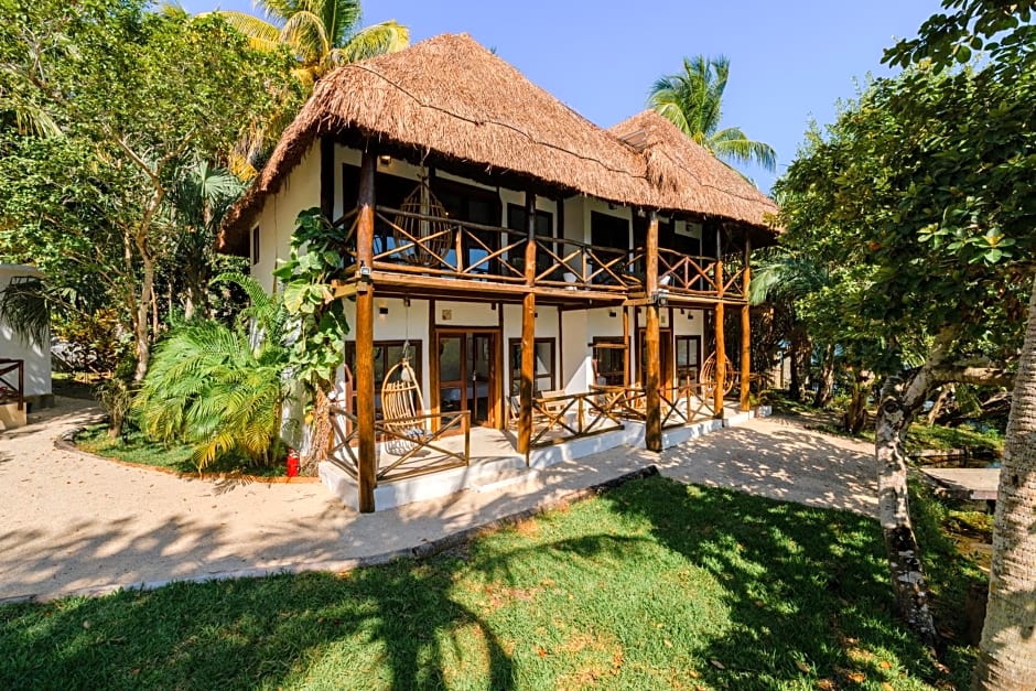 Azulea Bacalar Hotel & Spa - Lagoon Front