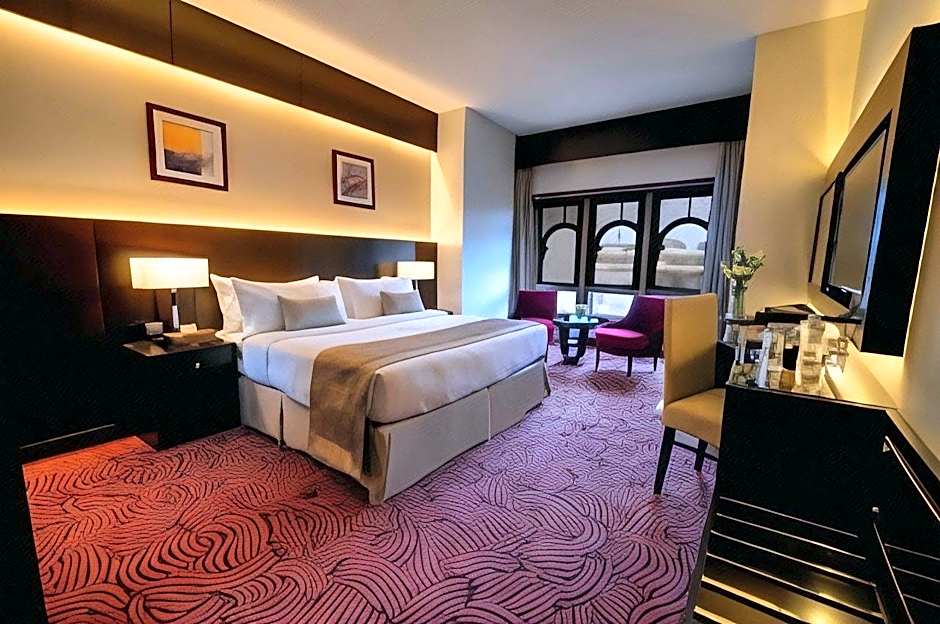 Taiba Front Hotel