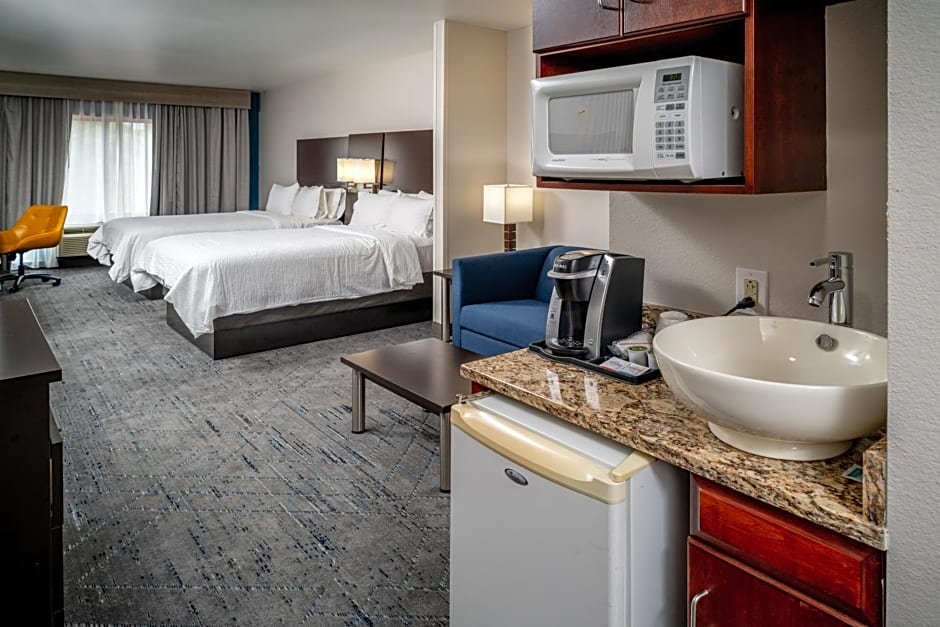 Holiday Inn Express & Suites Cross Lanes By IHG