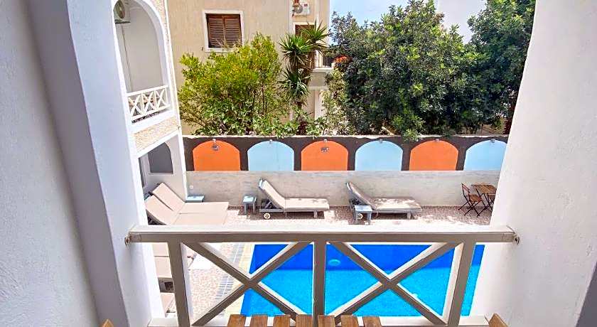 Anny Studios Perissa Beach