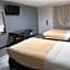 Goldstar Inn