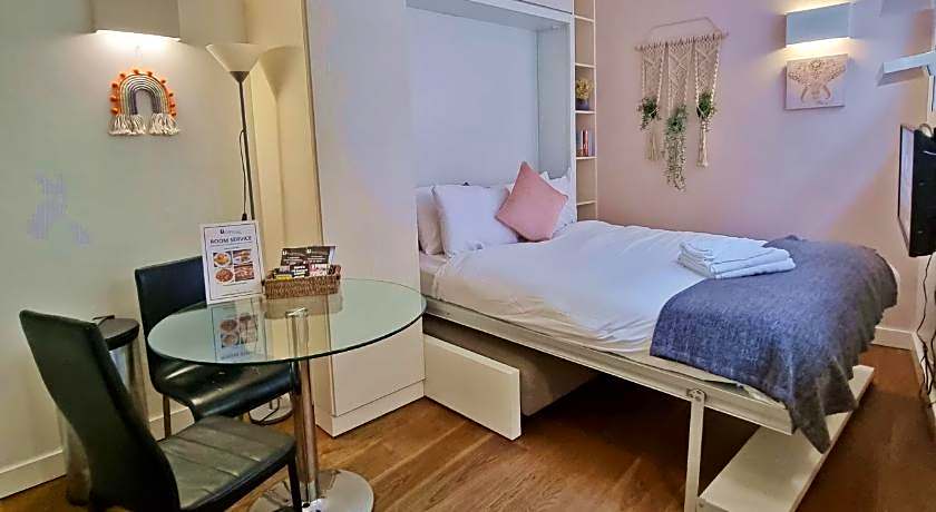 Urban Stay London City Apartments