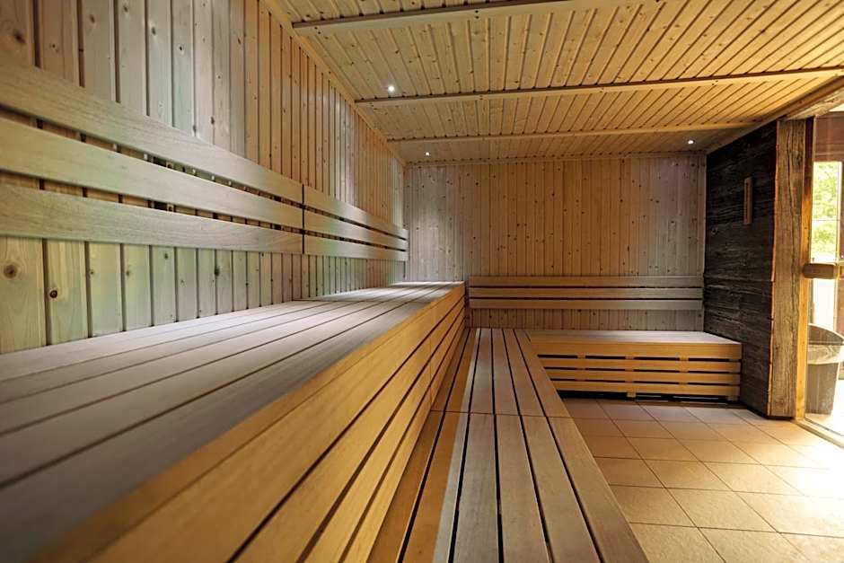 Lancaster House Hotel