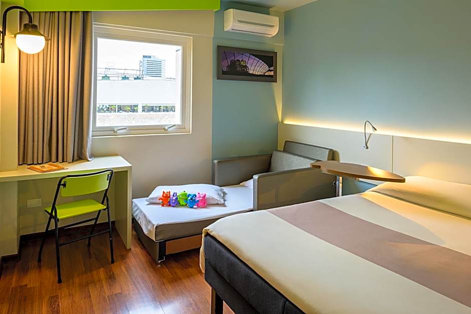 ibis Styles Curitiba Centro Civico