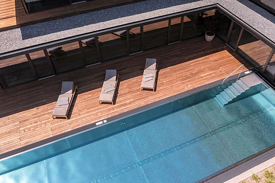 zelloon boutique hotel