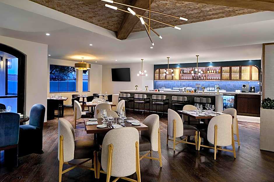 Bellasera Hotel & Suites Paso Robles, Tapestry by Hilton