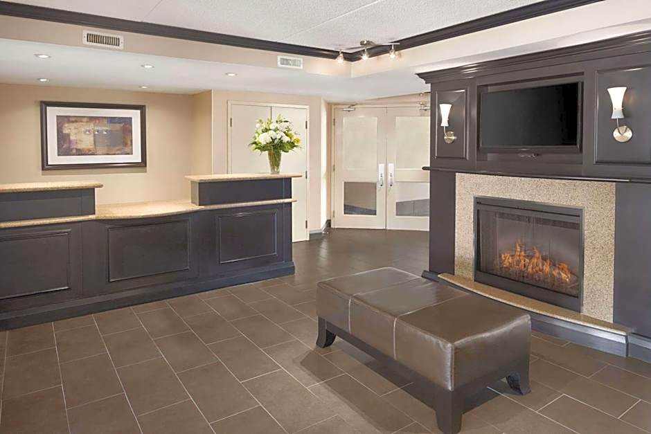 Days Inn by Wyndham Brantford