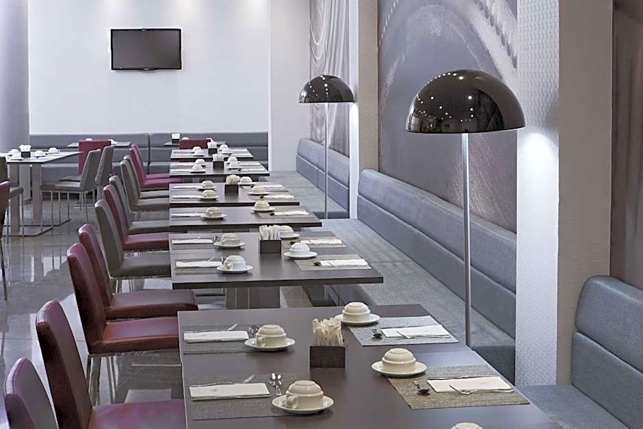 NH Barcelona Diagonal Center