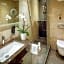 Tiptop Hotel Burgschmiet Garni
