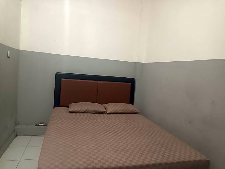 OYO 93090 Multi Plus Inn