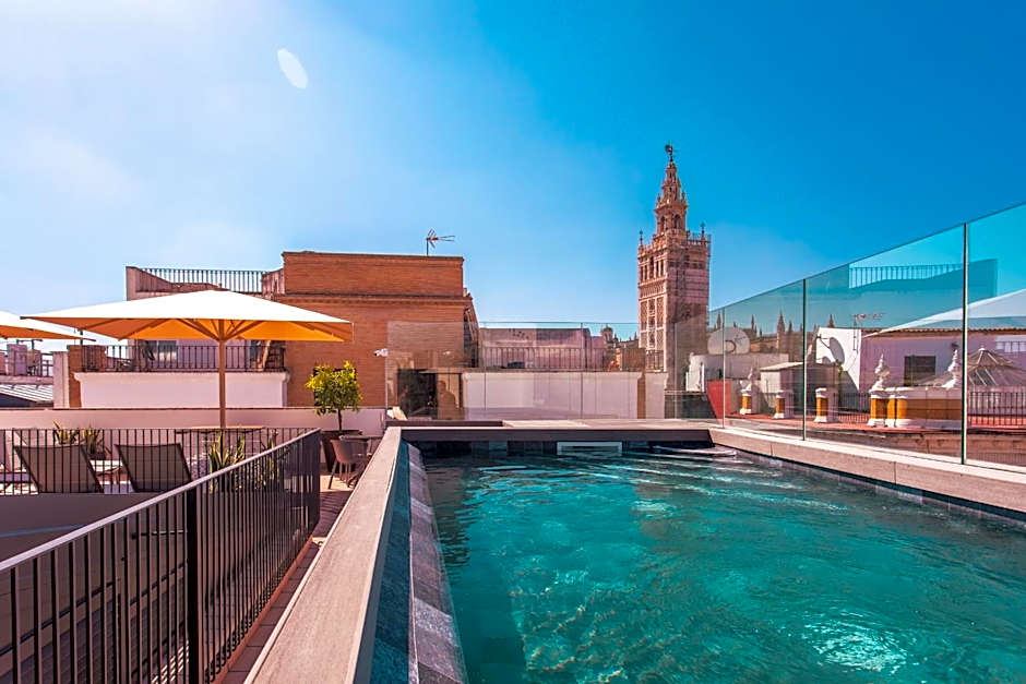 Casa Alhaja by Shiadu